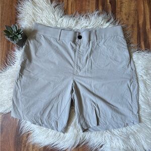 Western Rise Men’s Khaki Hybrid Shorts